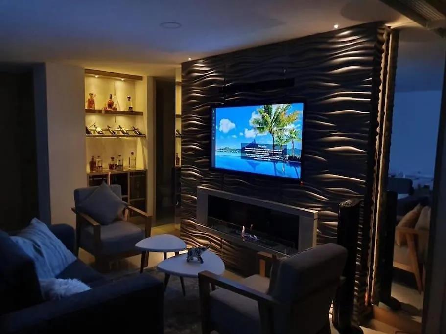 Apartamento Con Vista A Medellín